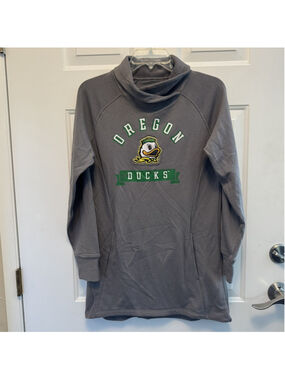 Box Seat Clothing Women's M Oregon Ducks Funnel Neck Pullover Sweatshirt Gray